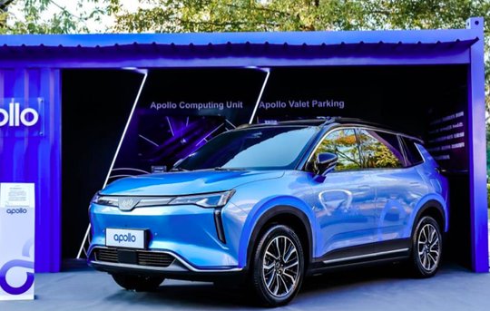 Der Schweizer Rückversicherer will ein Versicherungsmodell für führerlose Fahrzeuge entwickeln. (Bild zVg)