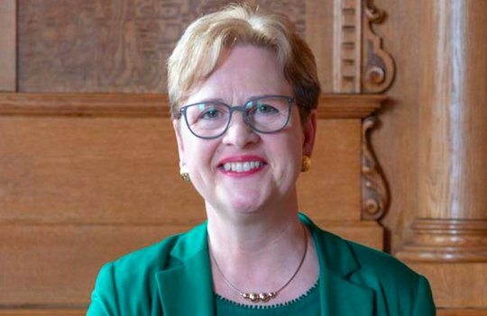 Nationalrätin Edith Graf-Litscher: «Kurzfristig sinkt die Medienvielfalt. Die Rodung schafft aber auch Platz und Raum für Neues...» (Bild zVg)