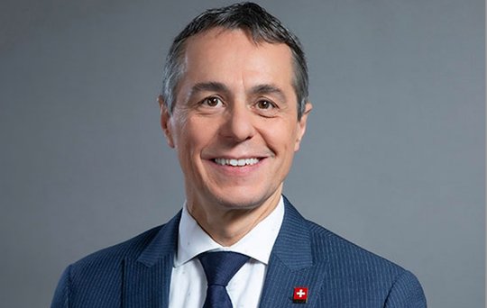Ausgelächelt: «Zeitungen geben mir nichts, absolut gar nichts», sagte Bundesrat Ignazio Cassis auf einem FDP-Event im Tessin. (Bild © admin.ch)