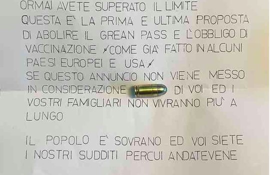 «Noi siamo il popolo»: Drohschreiben und Pistolenpatrone. (Bild Rai Südtirol)