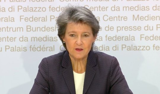 «Ich habe in den letzten zwölf Jahren ein Leben geführt, in denen das Amt als Bundesrätin immer oberste Priorität hatte.» Jetzt will Simonetta Sommaruga die Gewichte anders legen. (Bild Screenshot admin.ch)