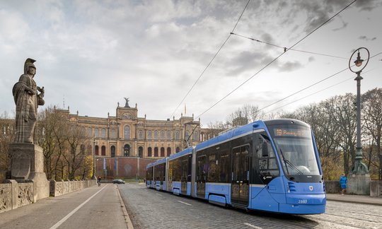 Bald beworben von Ruf Lanz: zum Beispiel die Tramlinie 19 aus München, die an vielen Sehenswürdigkeiten vorbei fährt…    (Bild: zVg)