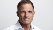 Sascha Zahnd folgt auf Franz Julen, der sich nach 15 Jahren im Verwaltungsrat, davon fünf als Präsident, nicht mehr zur Wiederwahl stellte...   (Bild © Valora zVg)