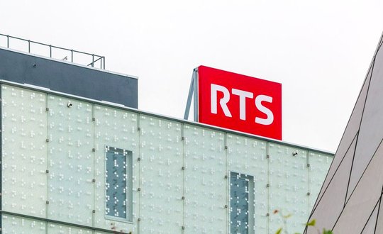 RTS darf Interviewpartner und Songs nach eigenen Gutdünken auswählen. (Bild © RTS)