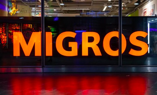 Jeder zehnte Franken verdient die Migros inzwischen virtuell: Online-Umsatz stieg 2020 um 31 Prozent auf knapp 3 Milliarden Franken. (Bild zVg)