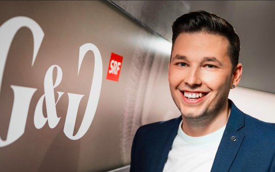Bisher hinter, neu auch vor der Kamera: Joel Grolimund stösst zum Moderationsteam von «G&G». (Bild © SRF)
