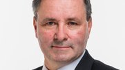 «Meinungsvielfalt soll durch Innovation und Unternehmertum geschehen und nicht durch Fördergelder», sagt der Berner SVP-Ständerat Werner Salzmann. (Bild zVg)